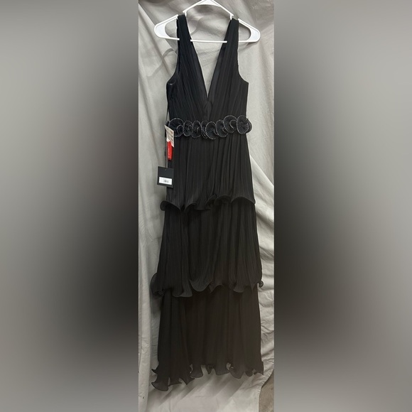 Mac Duggal 49281 NWT ROSETTE RUFFLE LAYERED ROSEETTE MAXI DRESS - Picture 6 of 11